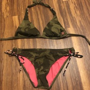 Hurley camo bikini medium